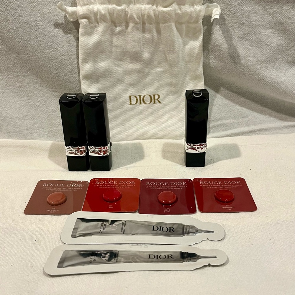 NWT Christian Dior Gigantic Gift Set with Full Size Lipsticks(3) w/ Two Pouches - Picture 7 of 16
